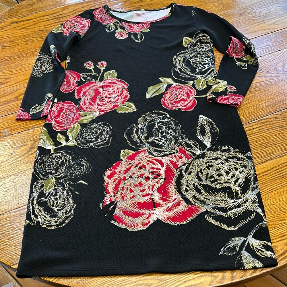 LulaRoe Elegant Debbie long sleeve midi dress.  Black, red and gold.  XL.